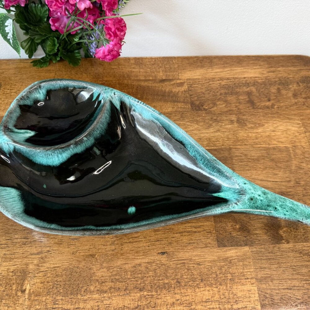 Evangeline Canada Mid-Century Modern Pottery Dish Black Green 929 Retro Divided
